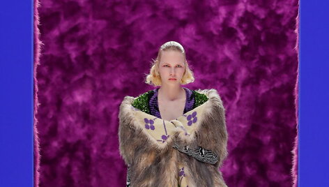 &bdquo;Prada&ldquo; 2021&ndash;2022 m. rudens ir žiemos kolekcijos modelis