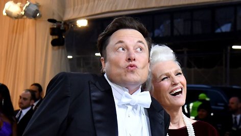 Maye Musk, Elonas Muskas