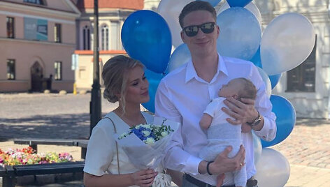 Marius Grigonis su žmona Salomėja ir sūnumi Emiliu Petru