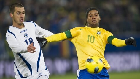 Haris Medunjaninas ir Ronaldinho