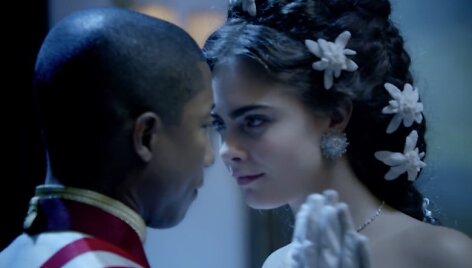 Kadras i&scaron; CHANEL reklaminio klipo