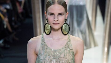 Kristina Petro&scaron;iūtė &bdquo;Giorgio Armani&ldquo; kolekcijos pristatyme
