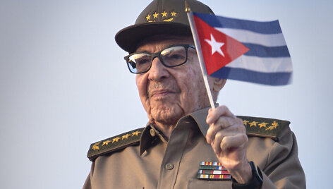 Raulis Castro / Frank Rumpenhorst / dpa/picture-alliance