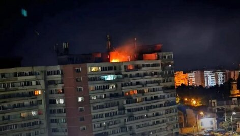 Rusijos dronas pataikė į daugiabutį Rumunijoje