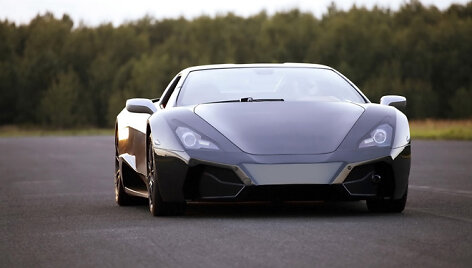&bdquo;Arrinera&ldquo; superautomobilis