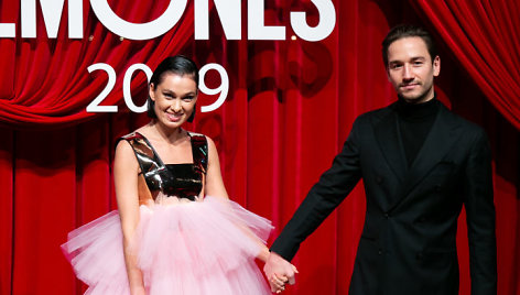 Apdovanojimų „Žmonės 2019“ raudonas kilimas Operos ir baleto teatre