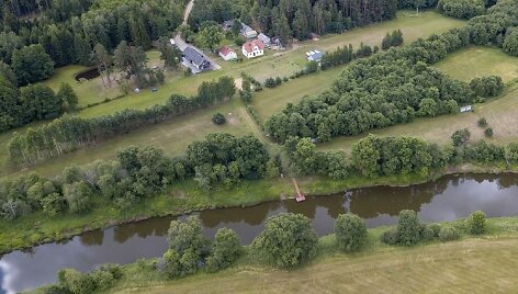 Moci&scaron;kių palivarkas ir jo apylinkės i&scaron; pauk&scaron;čio skrydžio