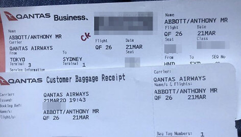 Buvusio Australijos ministro pirmininko Tony Abbotto laipinimosi į lėktuvą kortelės