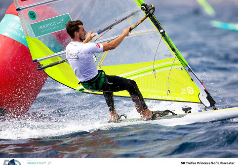 Buriuotojas Juozas Bernotas 50-mečio regatoje &bdquo;Trofeo Princesa Sofia&ldquo; Maljorkoje