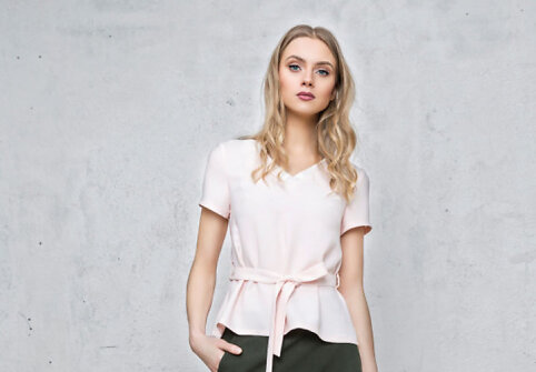 &bdquo;Agne Fashion&ldquo; 2017 m. pavasario-vasaros kolekcijos modelis