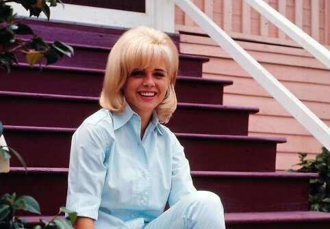 Sue Lyon