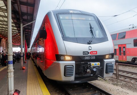 Pirmojo &bdquo;Stadler&ldquo; traukinio kelionės renginys