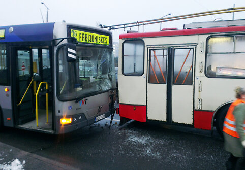 Autobuso ir troleibuso avarija Vilniuje