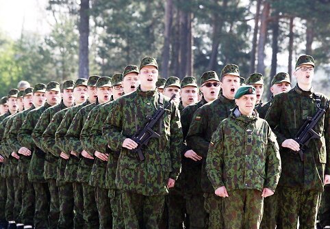 Lietuvos Respublikai prisiekė apie 540 nuolatinės privalomosios pradinės karo tarnybos karių