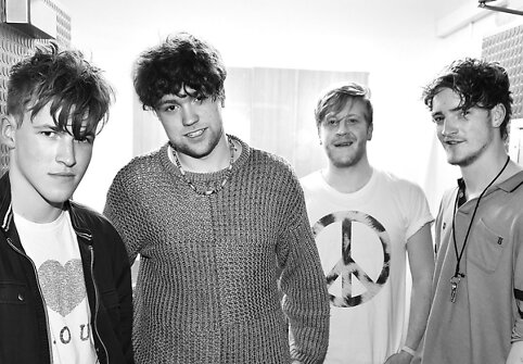 „Viola Beach“