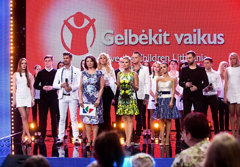 Koncerto &bdquo;Gelbėkit vaikus&ldquo; akimirka