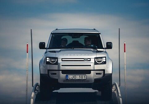 &bdquo;Land Rover&ldquo; bekelės i&scaron;&scaron;ūkis Vilniuje