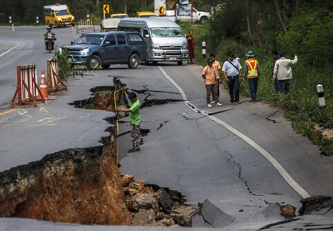 Žemės drebėjimo padariniai Tailande