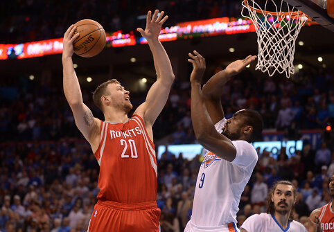 Donatas Motiejūnas ir Serge'as Ibaka
