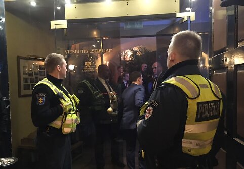 Policijos pareigūnai i&scaron;kviesti į &bdquo;Stiklių&ldquo; vie&scaron;butį