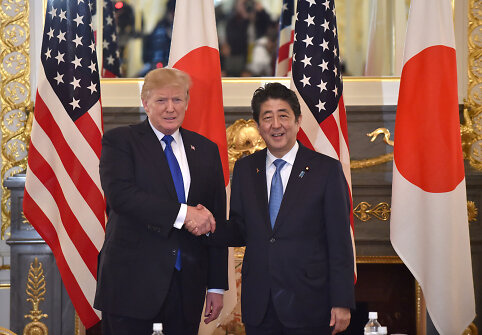 Donaldo Trumpo vizitas Japonijoje