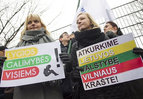 Piketas prie Vilniaus rajono savivaldybės