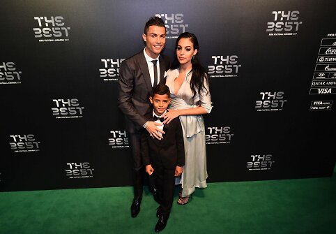 Cristiano Ronaldo su sūnumi ir mylimąja Georgina Rodriguez