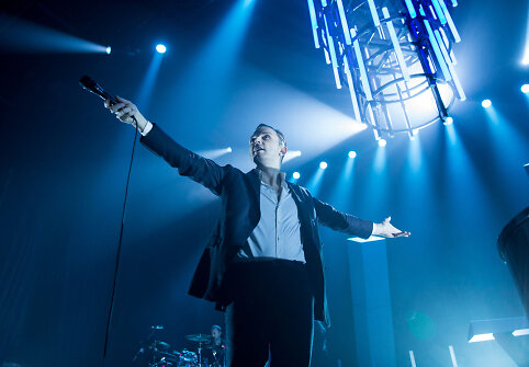 „Hurts“ koncerto akimirka