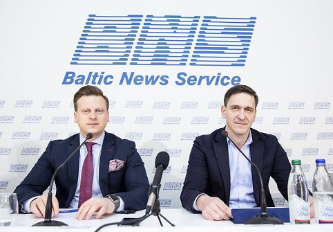 Dainius Kreivys, Valdas Benkunskas