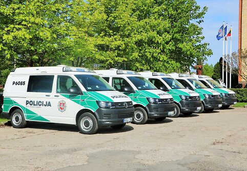 Nauji Panevėžio pareigūnų automobiliai