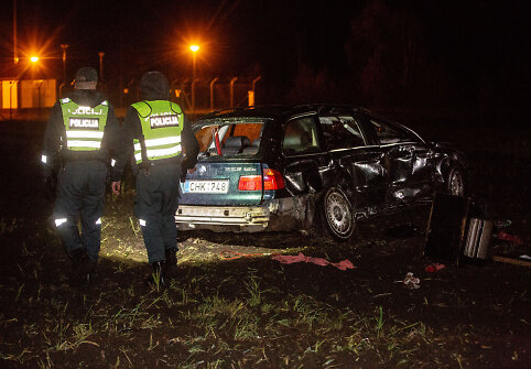 Avarijos metu &Scaron;venčionių rajone žuvo jauna mergina