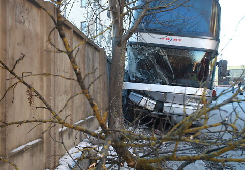 Autobuso avarija ties Mindaugo ir Punsko gatvių sankryža, Vilniuje