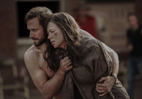 Josephas Fiennesas ir Nicole Kidman filme &bdquo;Svetima &scaron;alis&ldquo;