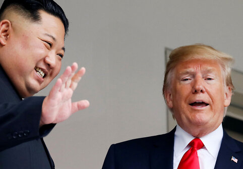 D.Trumpo ir Kim Jong Uno susitikimo emocingos akimirkos