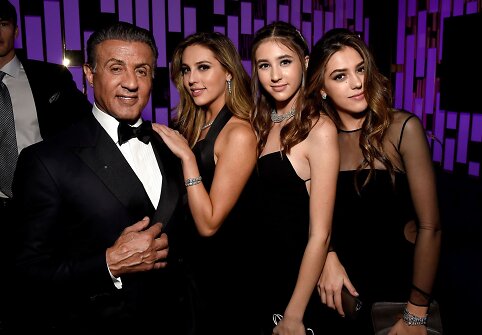 Sylvesteris Stallone su dukromi Scarlet Stallone, Sophia Stallone ir Sistine Stallone