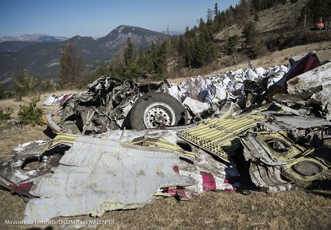 Renkamos &bdquo;Airbus 320&ldquo; lėktuvo nuolaužos