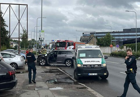 Avarija Naugarduko gatvėje