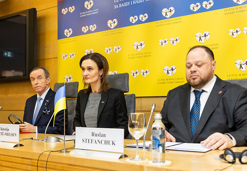 Tomaszas Grodzkis, Viktorija Čmilytė-Nielsen, Ruslanas Stefančiukas
