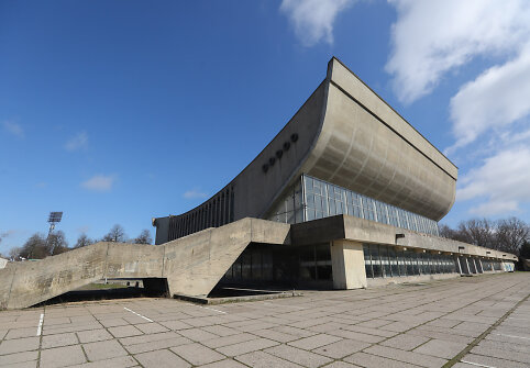 Apleisti ir nenaudojami Vilniaus koncertų ir sporto rūmai
