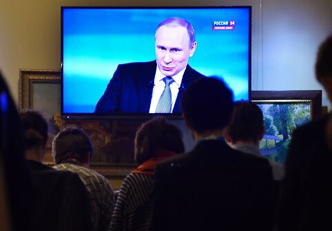 Rusijos prezidentas Vladimiras Putinas atsakinėja į gyventojų klausimus
