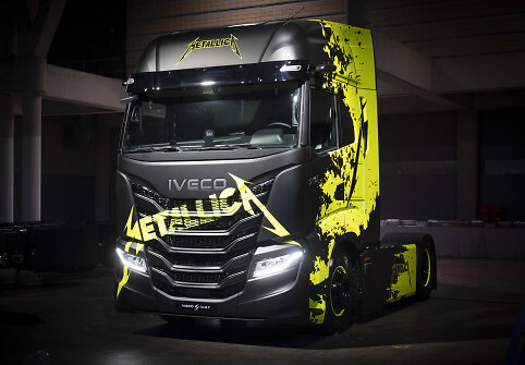 IVECO S-Way Metallica Special Edition