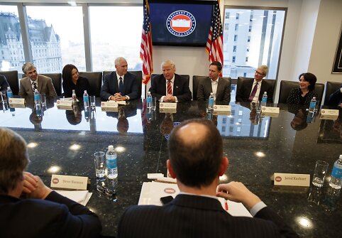 Trumpas susitiko su technologijų kompanijų vadovais