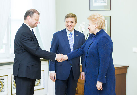 Saulius Skvernelis, Ramūnas Karbauskis ir Dalia Grybauskaitė