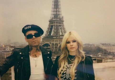 Avril Lavigne ir Mod Sun sužadėtuvių akimirka