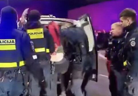 Sulaikytas dviejų merginų žudikas &ndash; nuotr. i&scaron; socialiniuose tinkluose pasklidusių video