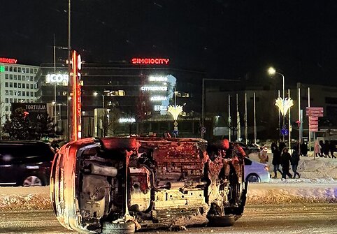 Ozo gatvėje susidūrė keturi automobiliai: