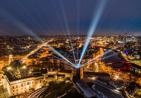 Vilnius &scaron;venčia 698 gimtadienį
