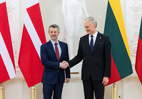 Danijos karalius Frederikas X, Gitanas Nausėda
