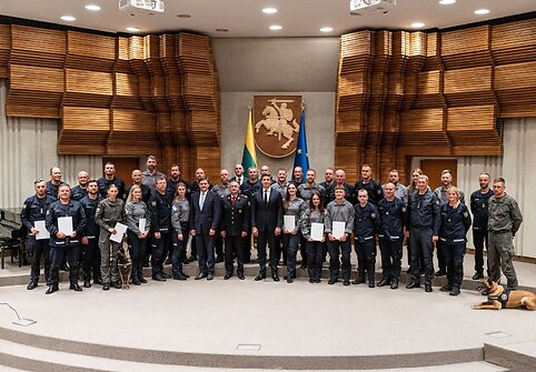 Premjeras M. Sinkevičius susitiko su gelbėtojais ir medikais, dalyvavusiais Lietuvos humanitarinėje pagalbos misijoje Venesueloje
