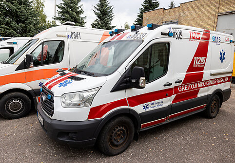 Greitosios medicinos pagalbos automobilių perdavimas Ukrainai